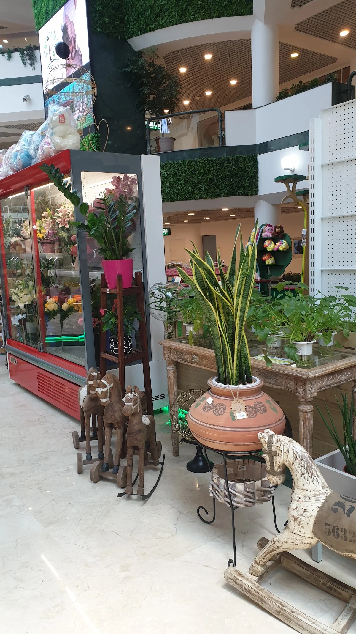 Agricultural World Gardens