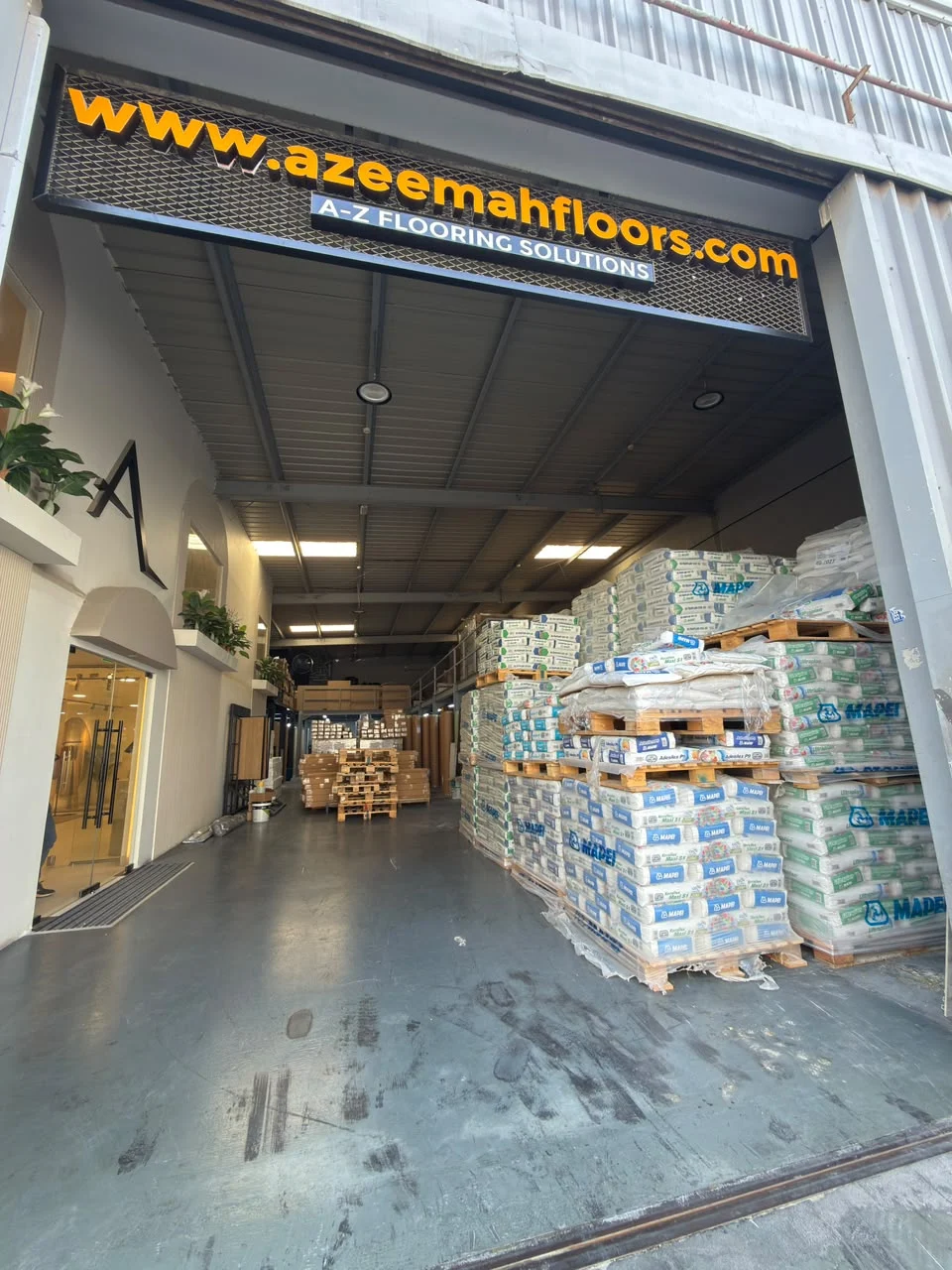 Azeemah Floors Dubai Br (Polyflor)