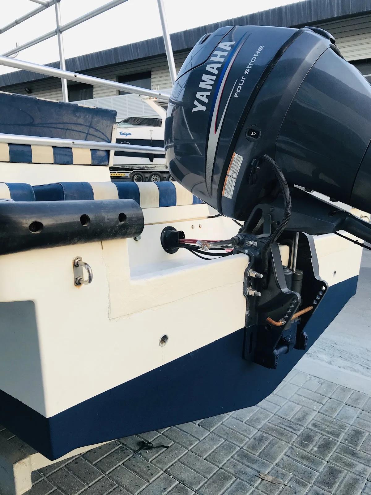 Blue Wave Ships & Boats Maintenance Services LLC - 4