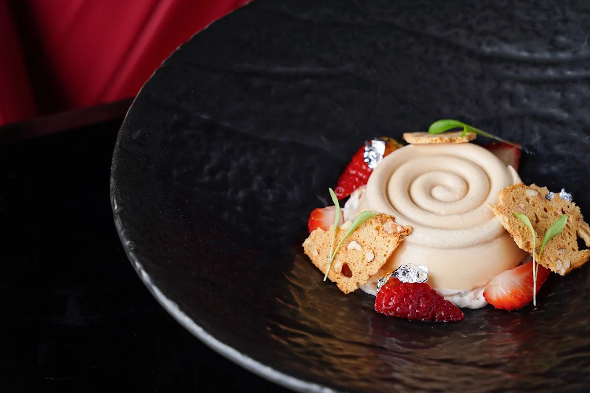 Carnival by Trèsind Restaurant & Bar | DIFC, Dubai - 4