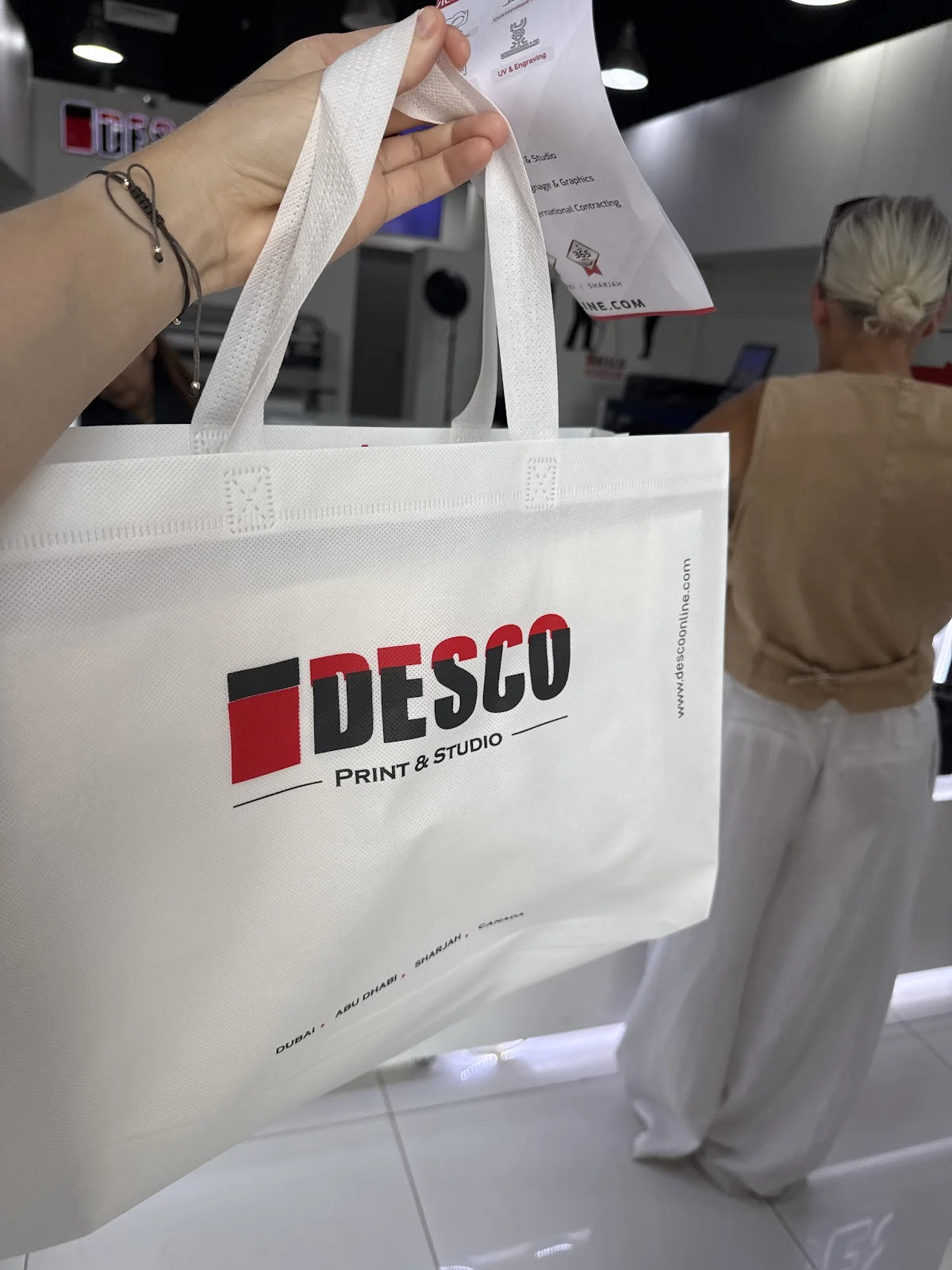 DESCO Copy & Print Center - The Greens (Photo Studio) - 2