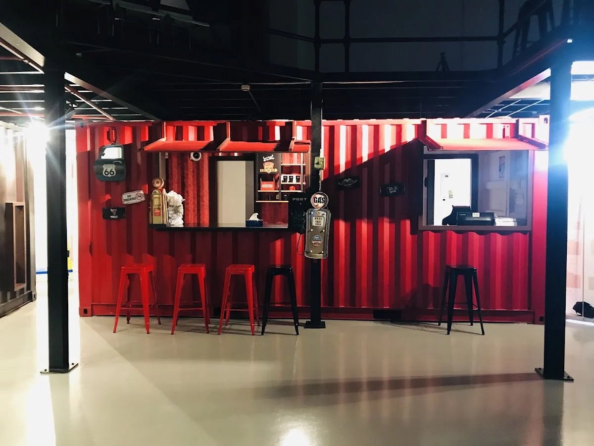 Garage Studio - 2