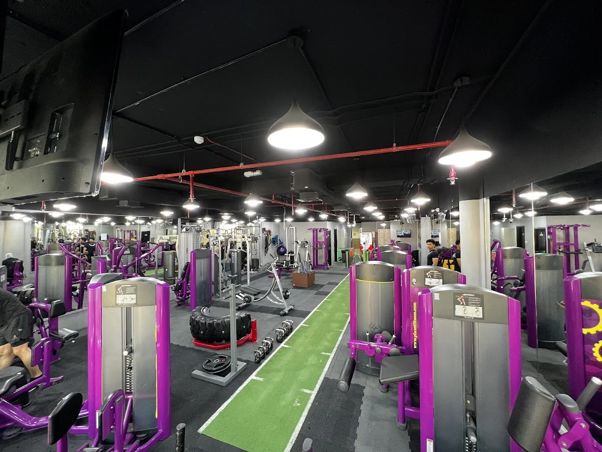 Grand Gold Gym