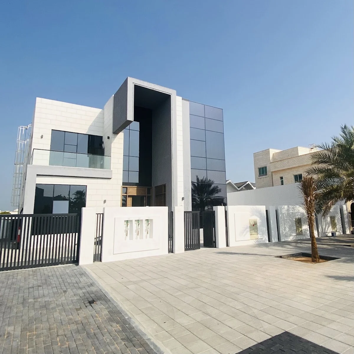 JAAN CONTRACTING & INTERIORS L.L.C