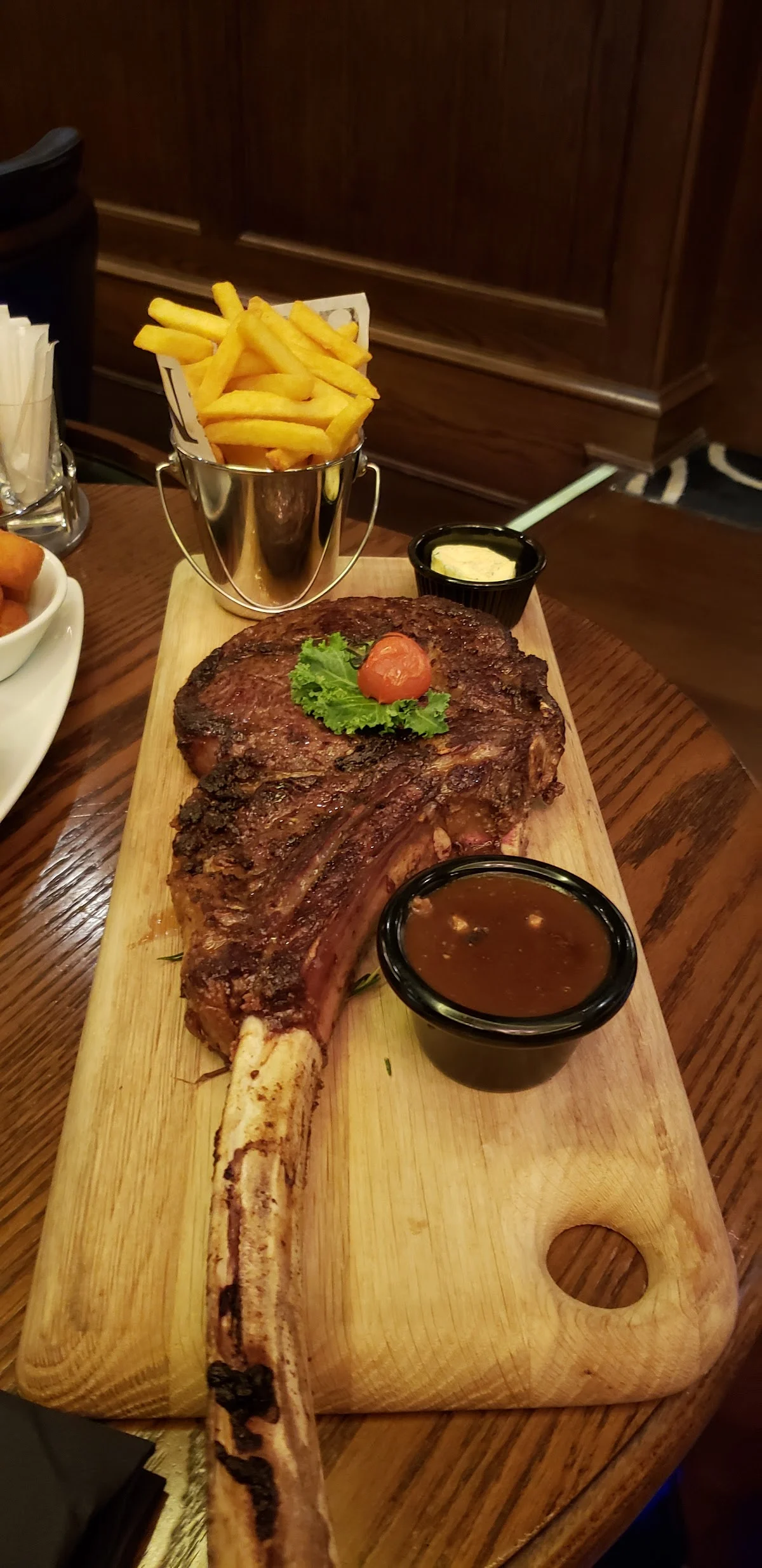 Speakeasy Bar & Restaurant - 6