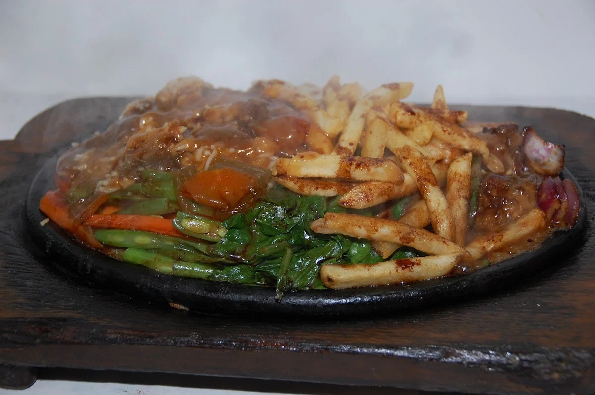 Yoko Sizzlers Restaurant - 10