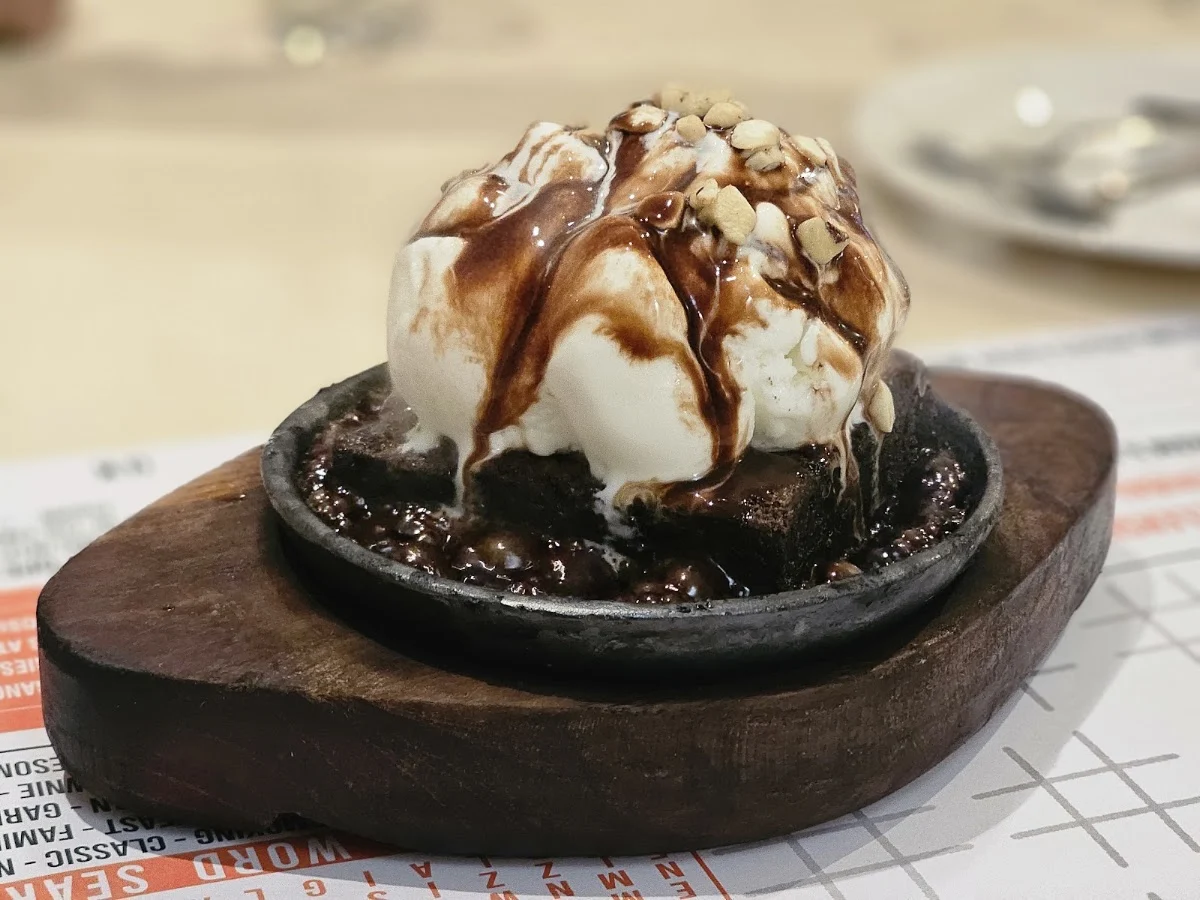 Yoko Sizzlers Restaurant - 9